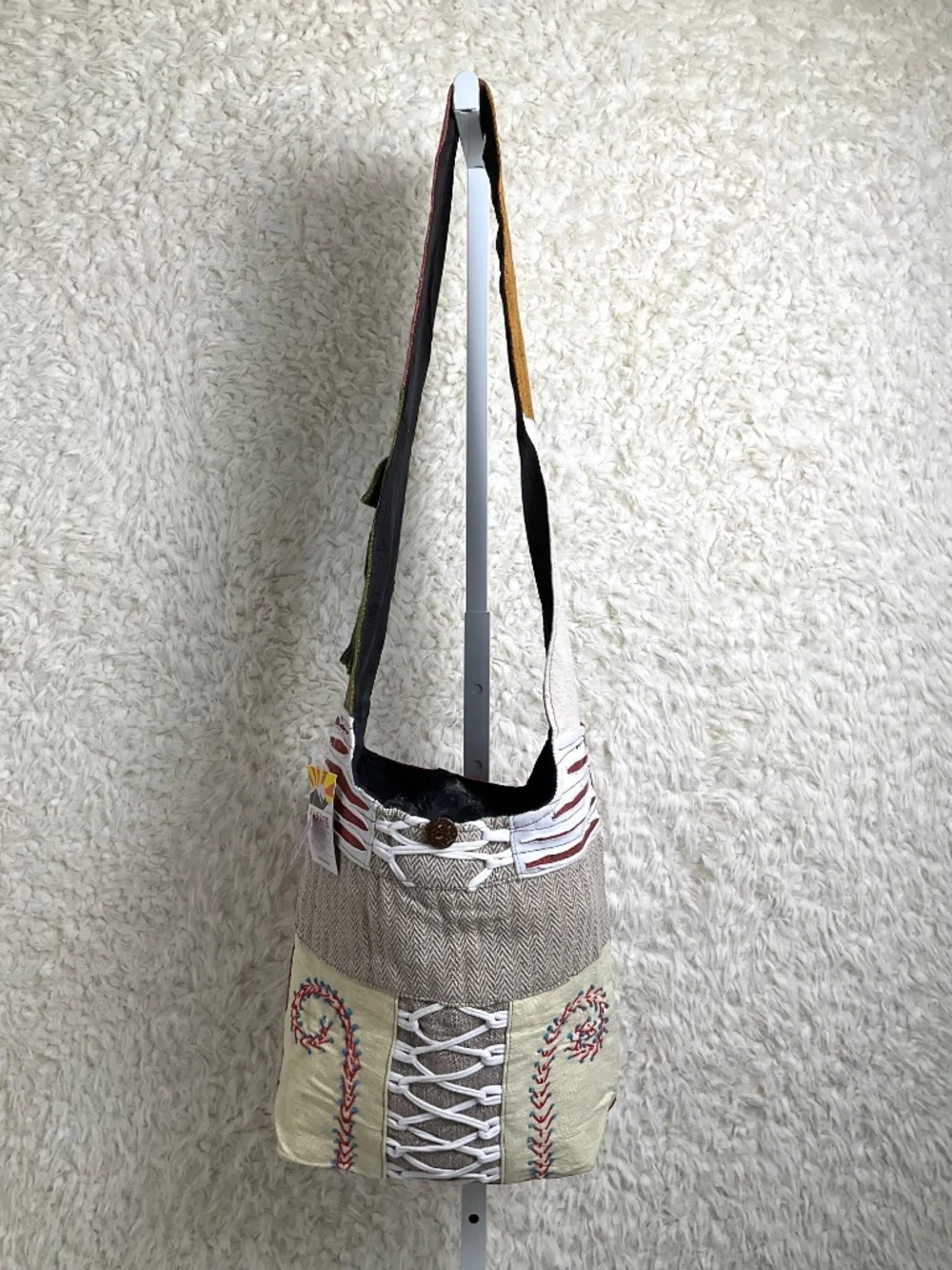 HIMALAYAN HOBO-STYLE WOMEN'S CROSSBODY/SLING PURSE~NWT!